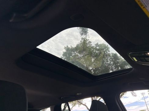 Certified 2024 Jeep Grand Cherokee Laredo X w/ Trailer Tow Package image 40