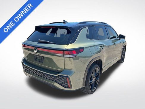 Used 2025 Volkswagen Tiguan SE R-Line AWD/4WD image 3