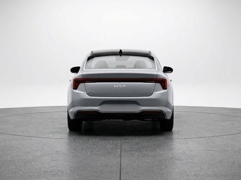 Used 2025 Kia K4 LXS image 7