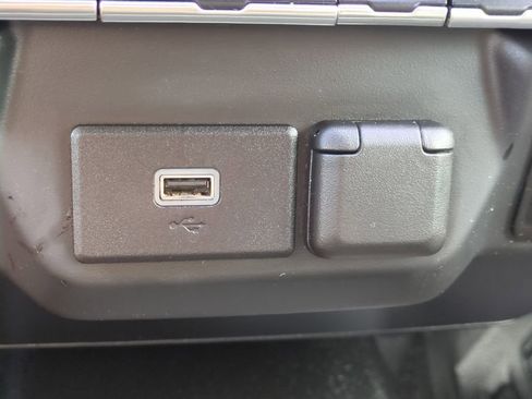 Used 2020 GMC Sierra 1500 2WD Double Cab image 24