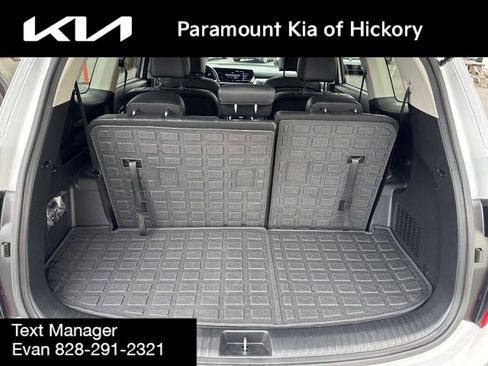 Used 2024 Kia Telluride S w/ S Sunroof Package image 11