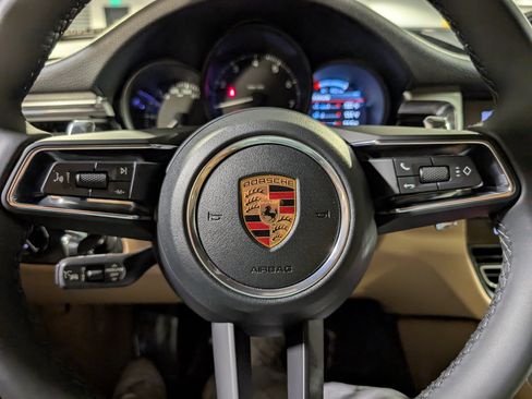 New 2026 Porsche Macan image 26