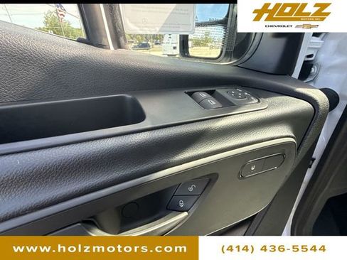 Used 2025 Mercedes-Benz Sprinter 2500 image 21