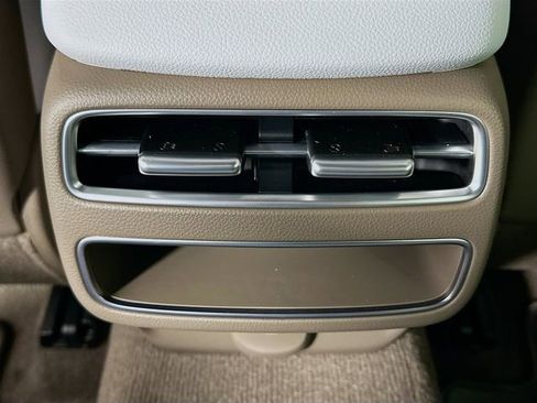 New 2026 Genesis GV70 2.5T Advanced AWD/4WD image 18