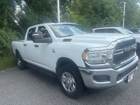 Used 2023 RAM 3500 Tradesman AWD/4WD image 12