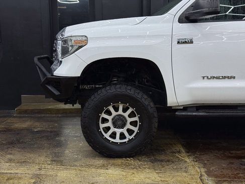 Used 2018 Toyota Tundra SR5 w/ TRD Off Road Package AWD/4WD image 4