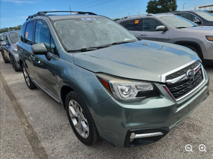 Used 2018 Subaru Forester 2.5i Touring AWD/4WD image 2