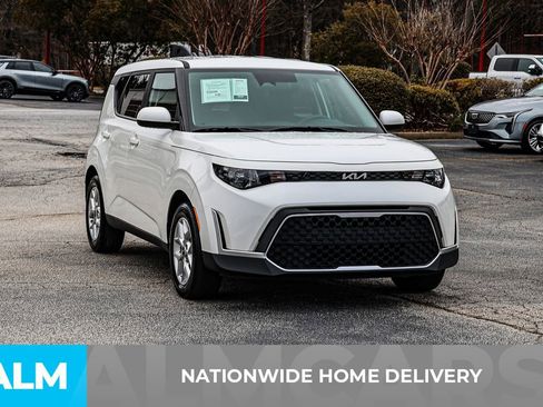 Used 2025 Kia Soul LX w/ LX Technology Package image 5