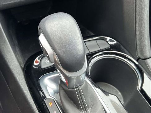 Used 2023 Buick Encore GX Select w/ Sport Touring Package image 32