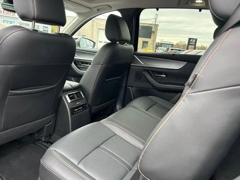 Certified 2025 MAZDA CX-70 Plug-In Hybrid w/ Premium Pkg image 12