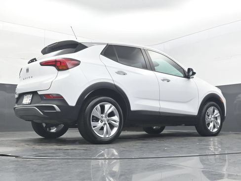 Used 2025 Buick Encore GX Preferred AWD/4WD image 29