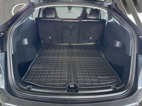 Used 2025 Tesla Model Y Long Range image 20