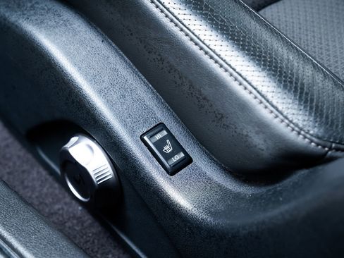 Used 2009 Nissan GT-R Premium AWD/4WD image 14