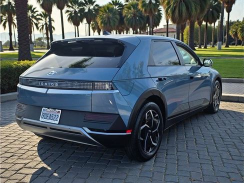 Certified 2022 Hyundai Ioniq 5 SEL w/ Cargo Package image 5