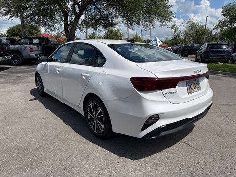 Used 2023 Kia Forte LXS FWD image 4