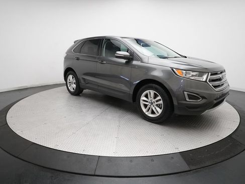 Used 2017 Ford Edge SEL w/ Equipment Group 201A AWD/4WD image 38