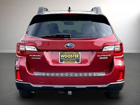 Used 2016 Subaru Outback 2.5i Limited AWD/4WD image 6