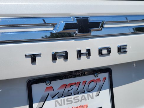Used 2023 Chevrolet Tahoe Premier AWD/4WD image 12