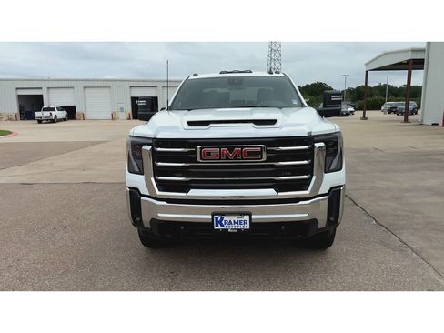 New 2026 GMC Sierra 2500 SLE w/ SLE Value Package; AWD/4WD image 3