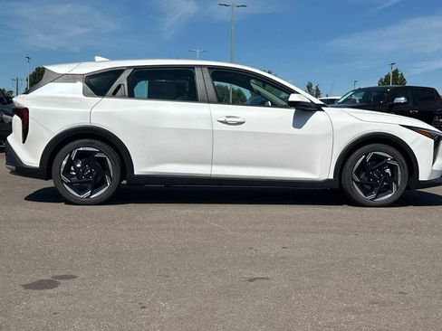New 2026 Kia K4 EX FWD image 3