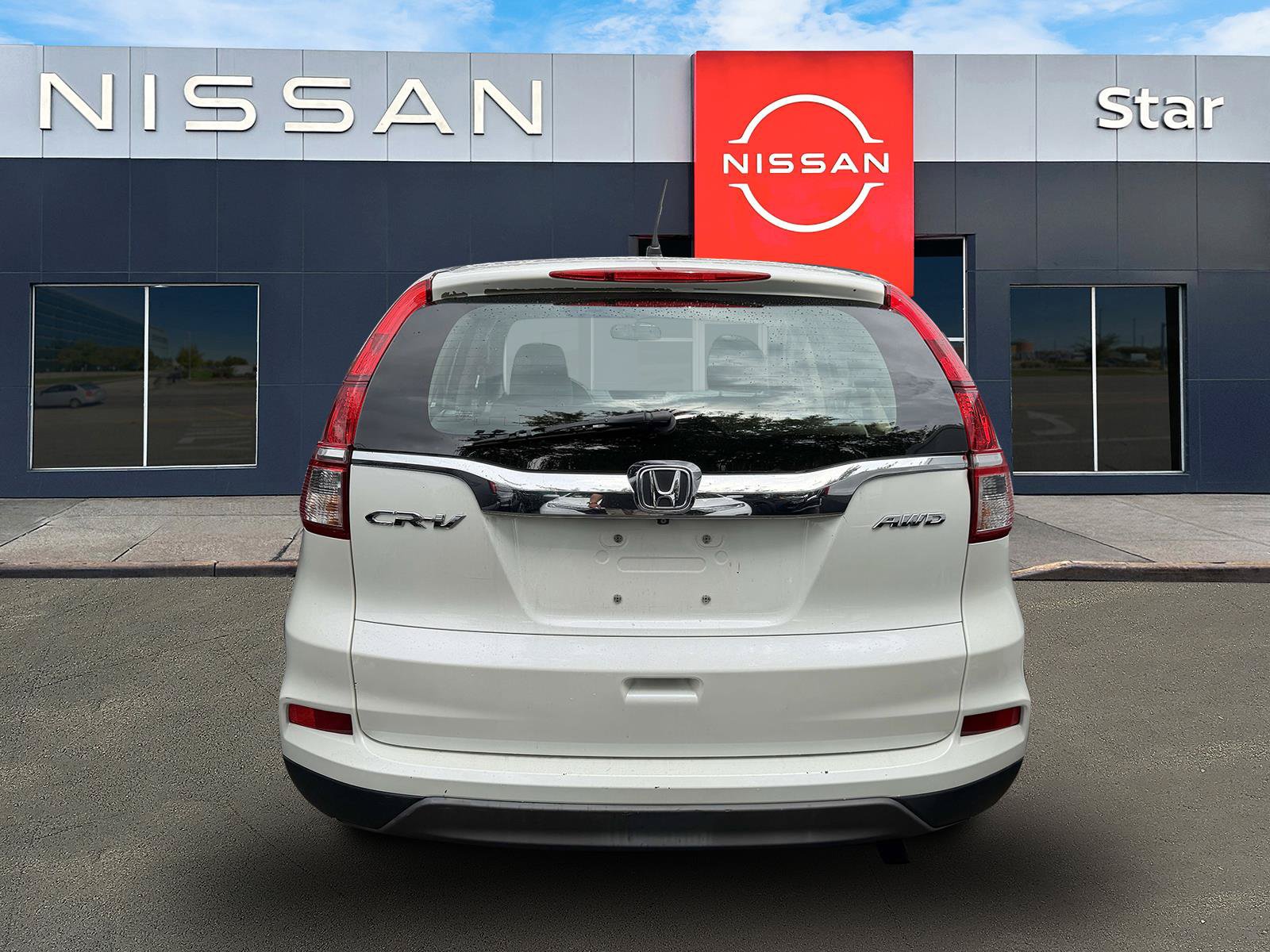 Used 2015 Honda CR-V LX image 5