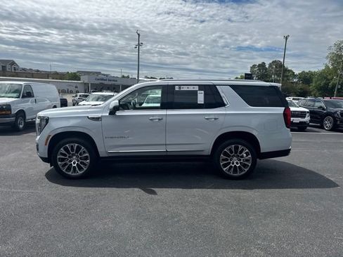 New 2026 GMC Yukon Denali w/ Sun & Power Step Package AWD/4WD image 19