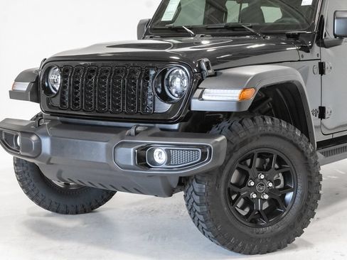 Used 2026 Jeep Wrangler Unlimited Sport AWD/4WD image 2