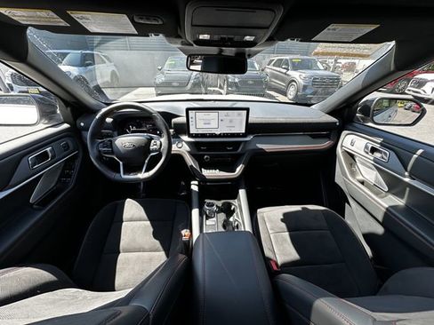 Certified 2025 Ford Explorer ST AWD/4WD image 16