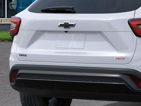 New 2026 Chevrolet Trax RS w/ Driver Confidence Package image 14