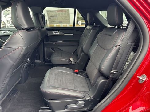 New 2026 Ford Explorer ST image 19