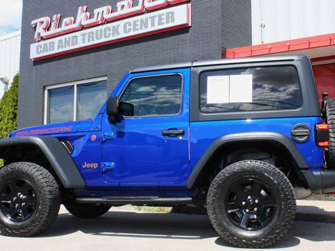 Used 2019 Jeep Wrangler Rubicon AWD/4WD image 5