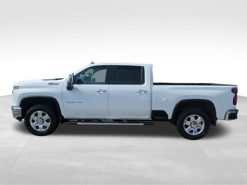 Certified 2020 Chevrolet Silverado 2500 LTZ w/ LTZ Premium Package AWD/4WD image 10