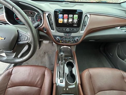 Used 2017 Chevrolet Malibu Premier w/ Premier Sun and Wheel Package image 19