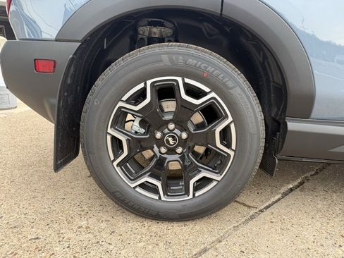 New 2025 Ford Bronco Sport Outer Banks w/ Outer Banks Tech Package+ image 9