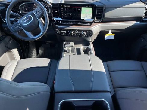 New 2025 GMC Sierra 1500 SLT w/ SLT Convenience Package image 16