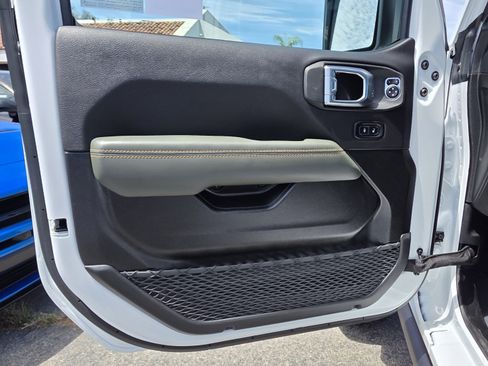 New 2026 Jeep Gladiator Mojave AWD/4WD image 10