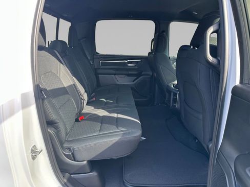 New 2026 RAM 1500 Big Horn AWD/4WD image 17