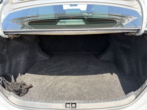 Used 2018 Toyota Corolla LE FWD image 13