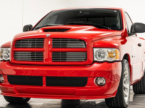 Used 2004 Dodge Ram 1500 Truck 2WD Regular Cab image 5