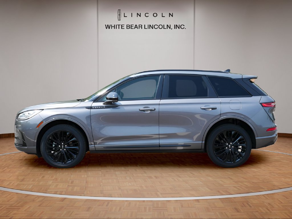 Used 2024 Lincoln Corsair Reserve w/ Equipment Group 201A FWD image 8