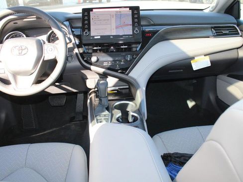 New 2024 Toyota Camry XLE image 9