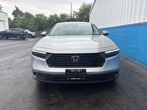 Used 2024 Honda Accord EX image 3