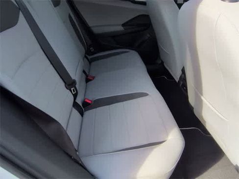 Used 2024 Volkswagen Taos SE image 21