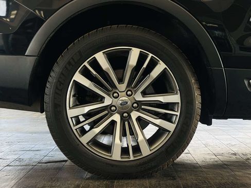 Used 2017 Ford Explorer Platinum AWD/4WD image 25