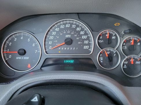 Used 2006 GMC Envoy SLE w/ Sle Preferred Equipment Group image 26