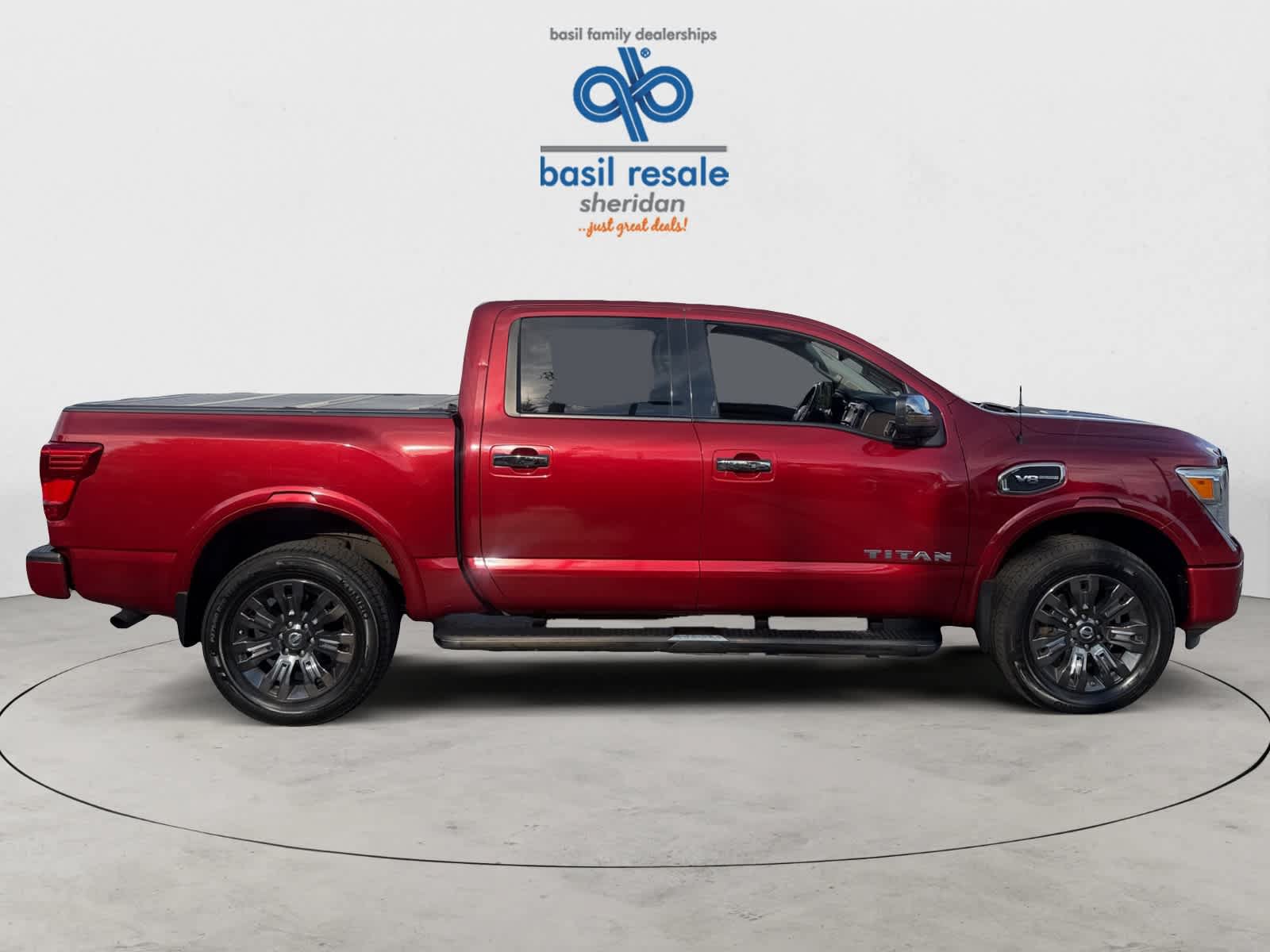 Used 2017 Nissan Titan Platinum Reserve AWD/4WD image 6