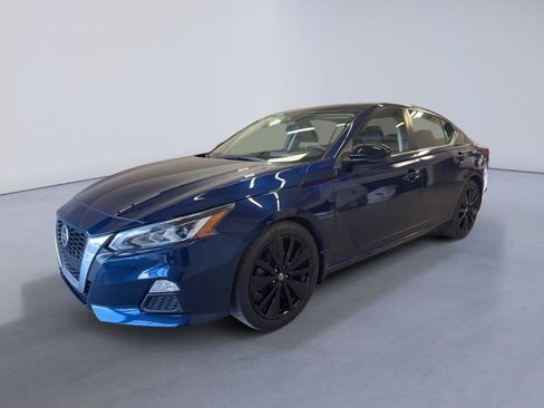 Used 2021 Nissan Altima 2.0 SR FWD image 3