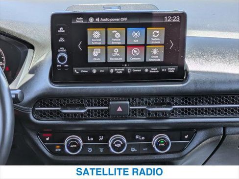 Certified 2024 Honda HR-V EX-L image 17