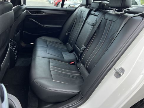 Used 2019 BMW 540i xDrive w/ M Sport Package AWD/4WD image 30