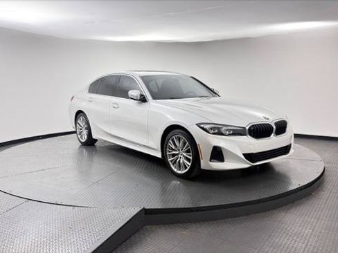 Used 2024 BMW 330i xDrive Sedan w/ Convenience Package AWD/4WD image 11